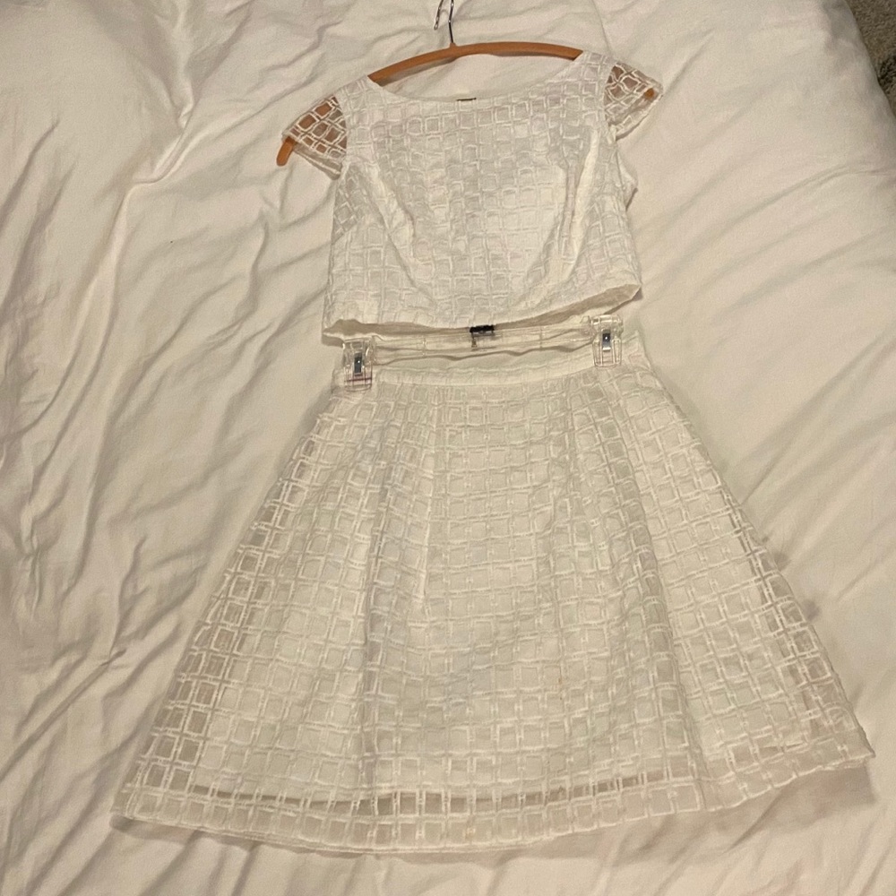 2 piece Jessica Simpson size 2 white outfit